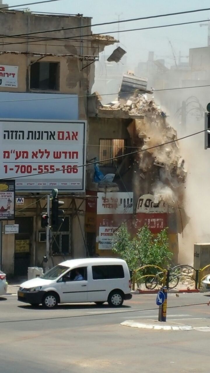 בניין הרוס 2